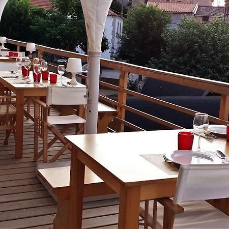 Glamping Hills Hotel Santa Comba de Rossas Exterior photo