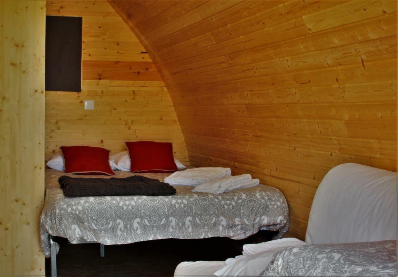 Glamping Hills Hotel Santa Comba de Rossas Exterior photo